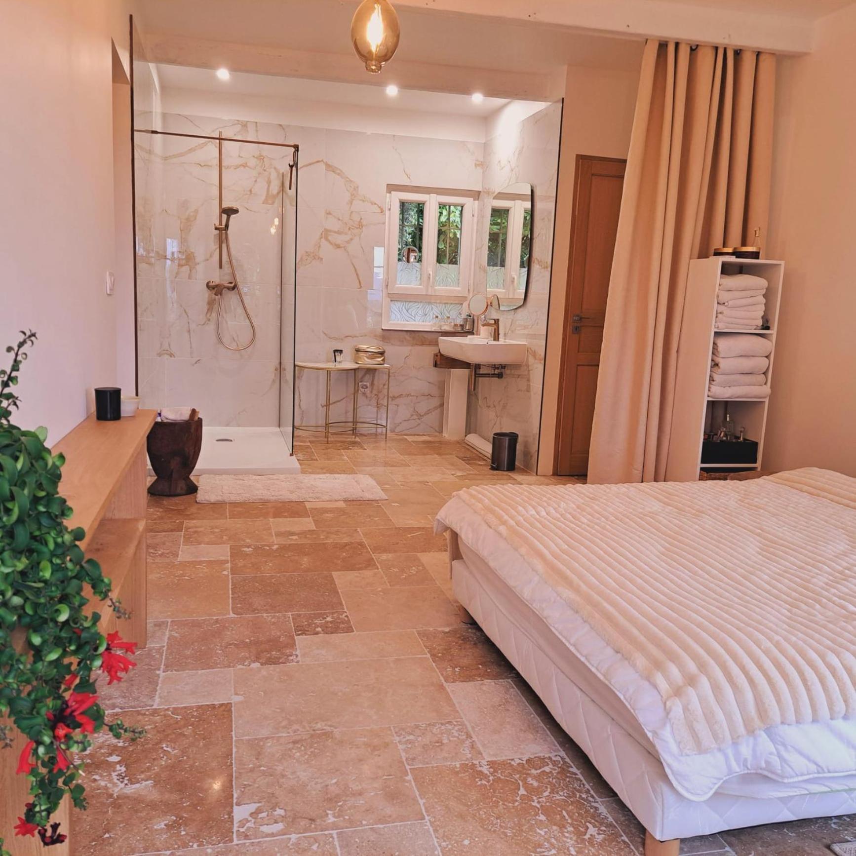 Bed and Breakfast Bastide De Marie Grasse Esterno foto
